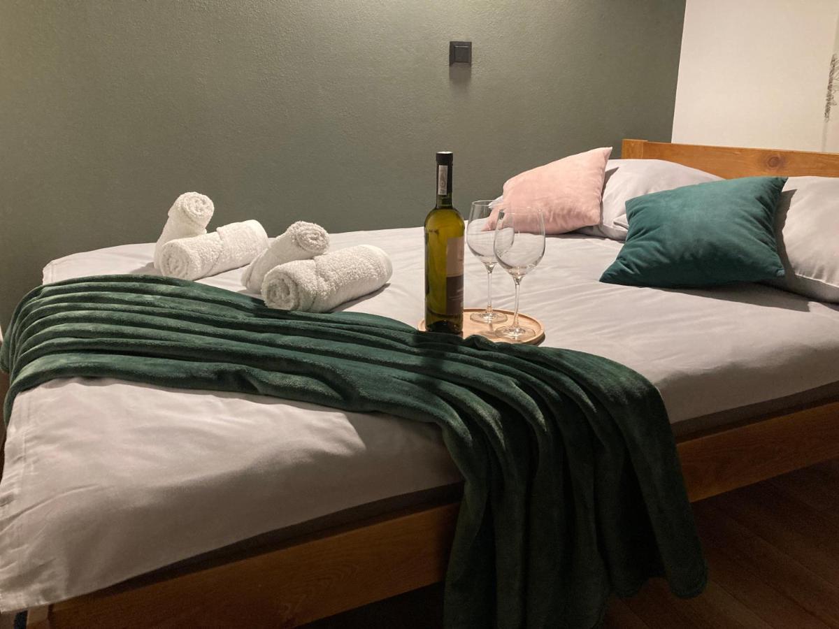 Agroturystyka U Podnoza Gory Cergowej Dukla Exteriör bild